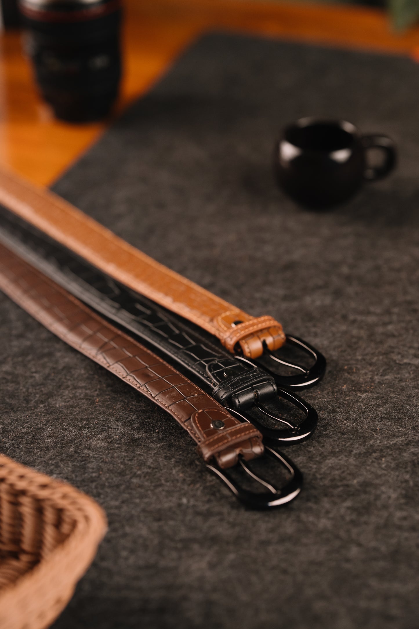 Kar-Gah Croc Noir (BROWN)