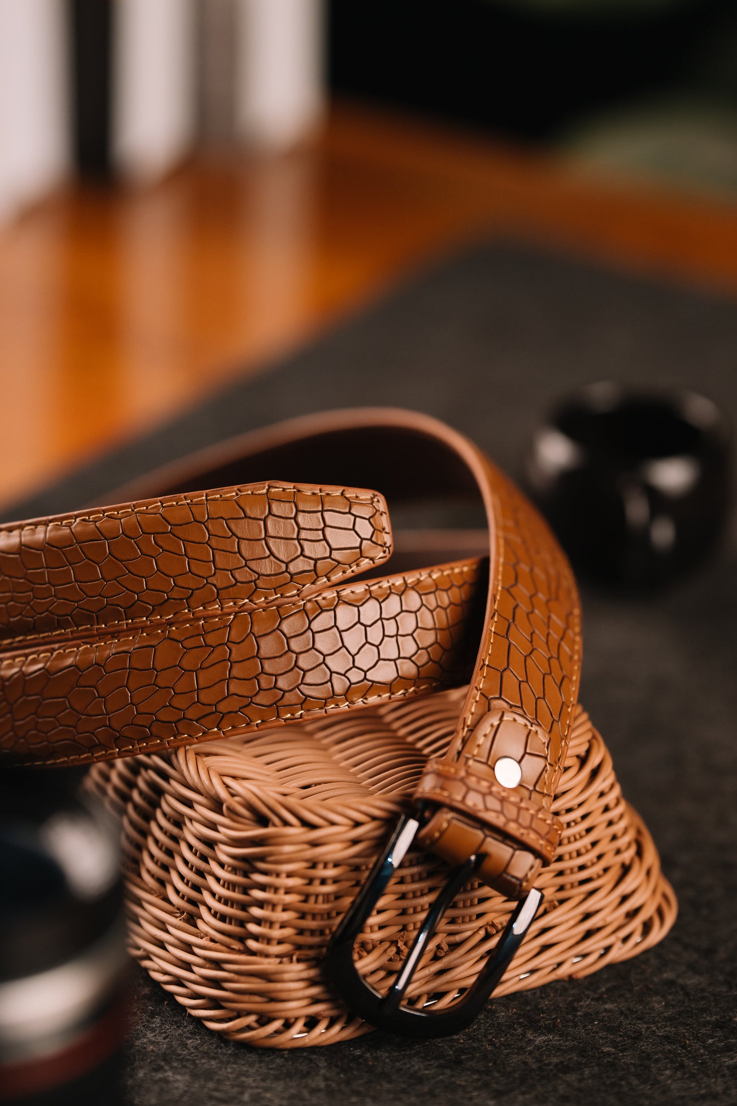 Kar-Gah Croc Noir (BROWN)